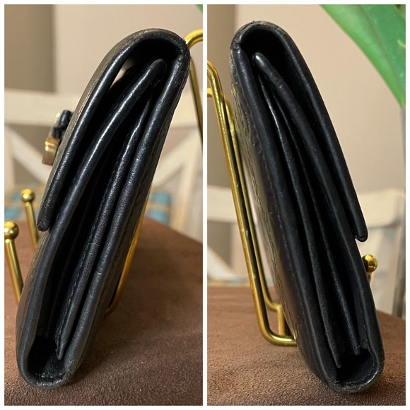 Gucci black leather Guccisimo trifold wallet with blk leather & gold tipped bow - Picture 2 of 15